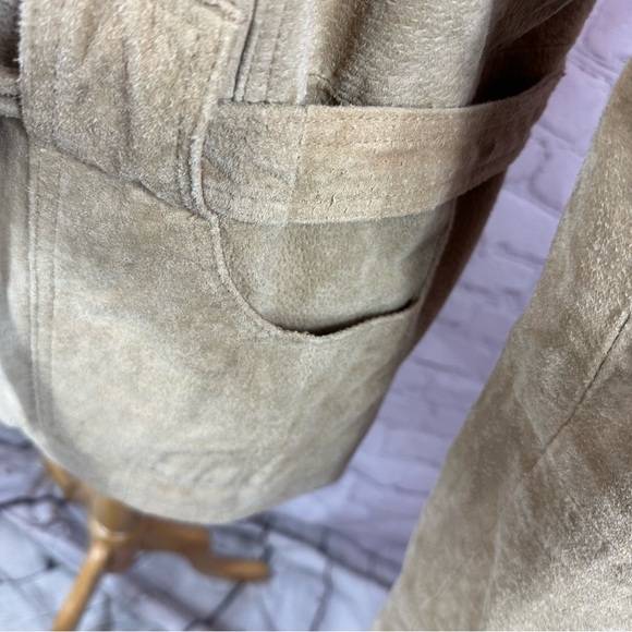outer edge tan belted suede leather jacket sz medium classic neutral - Picture 10 of 11